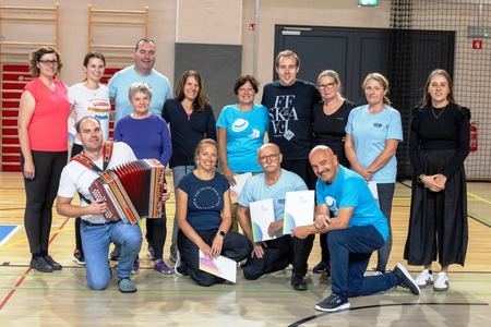 Plesno, ustvarjalno, povezovalno – folklorni vikend v Kotljah (9)